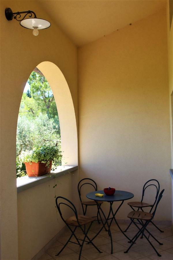 Hostal Casa Le Betulle Montespertoli Exterior foto